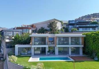 PAL YALIKAVAK — Luxuriöse Villa mit Blick auf den Yachthafen