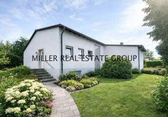 Einfamilienhaus mit großem Grundstück & Ausbaupotenzial in ruhiger Lage!