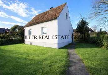 Ingolstadt-Süd: Seltene Gelegenheit - Freistehendes Haus mit großem Grundstück & außergewöhnlichem Potenzial!