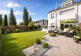 Moderne Raumwunder-Rarität in Neuburg an der Donau: Reiheneckhaus mit großem Garten, zwei Terrassen, Balkon & viel Wohnkomfort!