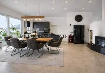 Exklusive Luxusvilla in 85095 Denkendorf - Einliegerwohnung, XXL-Garage, Südgarten & unverbaubarer Weitblick!