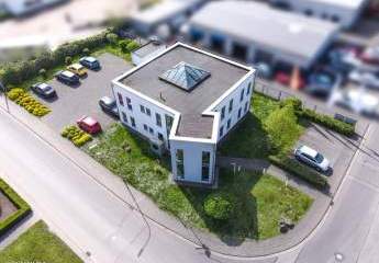 Inverstor gesucht: 
Repräsentatives Bürogebäude 311m², Wärmepumpe, energieeffizient, Autobahnnähe