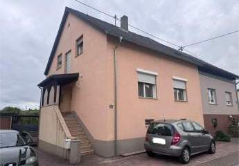 Dillingen-Diefflen: Gepflegtes Einfamilienhaus, ca. 137 m² Wfl., mit Garage, Stellplatz und Garten