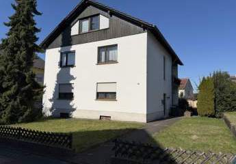 Völklingen-Heidstock: Zweifamilienhaus, ca. 228 m²,  mit Ausbaumöglichkeit im DG + Garten und Garage