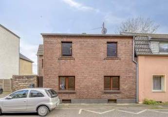 Kleines Haus, große Chancen – Ihr Eigenheim (4 Zi., voll unterkellert) im Herzen von Glessen