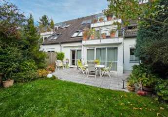 Wohnen wie im Haus: 104 m², toller Garten, 2 Bäder & Tiefgarage im 5-Parteienhaus in Köln-Weiden!