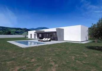 Diese neu gebaute Villa befindet sich in erhöhter Lage un...
