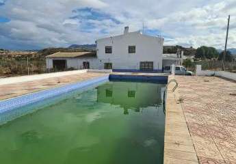 Grand Country House mit einem 120 m² großen Pool