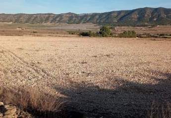Baugrundstück in Salinas mit Strom in der Nähe und Wasserv