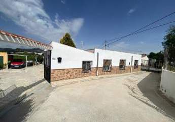 We are pleased to present this fabulous property that we ...