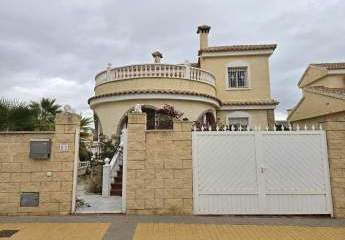 Wir freuen uns, Ihnen dieses wunderschön präsentierte Fam...