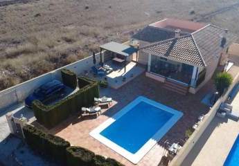 Ein sonnenverwöhntes Stück spanisches Leben – Moderner Ko...