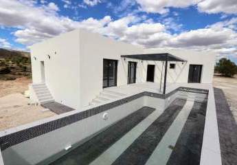 Neubau Villa 4 Schlafzimmer und 12m Pool