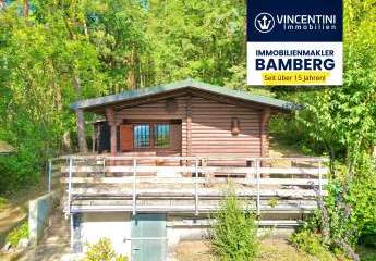 Herrlicher Ausblick – Freizeitgrundstück mit massiver Blockhütte