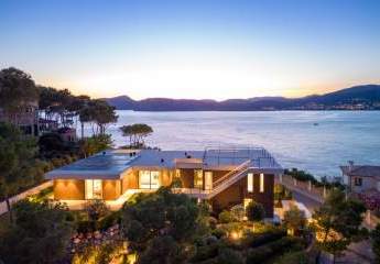 Neubau - Luxusvilla in einzigartiger Lage mit Panorama Meerblick in Nova Santa Ponsa