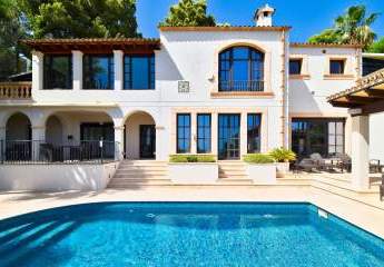 Villa mit wunderschönem Meerblick in Bendinat