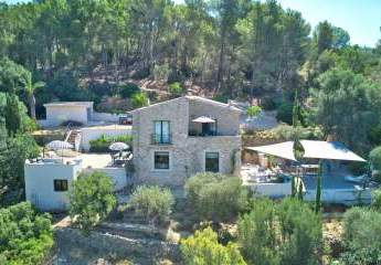 Renovierte Finca mit Steinfassade in traumhaft ruhiger Lage in den Bergen von Calvia