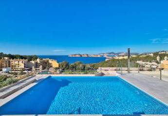 Renoviertes Penthouse in luxuriöser Wohnanlage mit atemberaubendem Meerblick