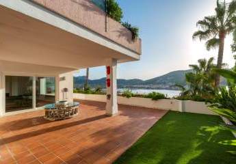 Renovierungsbedürftige Wohnung mit Meerblick in Port d'Andratx