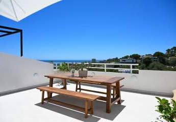 Ankommen, durchatmen, Meerblick genießen: Stilvolles Penthouse mit Panoramaausblick