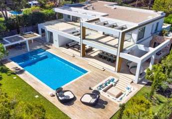 State-of-the-Art Luxusvilla in Bestlage von Nova Santa Ponsa