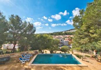 Renovierungsbedürftige Villa in Peguera