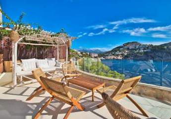 First-Line-Living: Terrassenwohnung am Meer auf La Mola