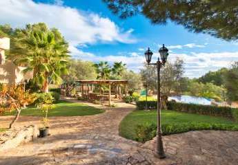 Villa mit Meerblick, und Gästeapartment in Costa den Blanes