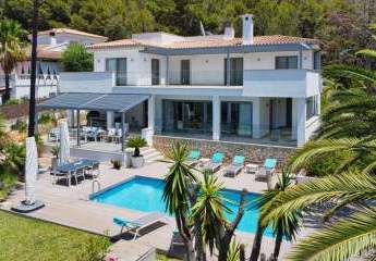 Exklusives Wohnen in Nova Santa Ponsa – elegante Villa mit Pool und Südwestlage