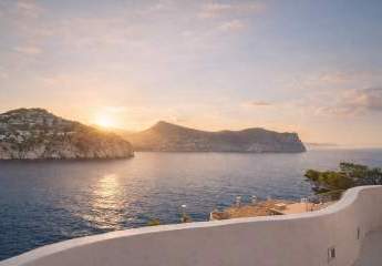 Sonnenaufgang über dem Mittelmeer – Ihr Logenplatz in erster Meereslinie