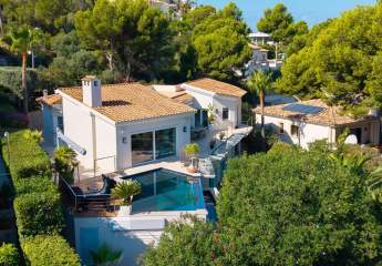 Architektenvilla mit Infinity-Pool und Meerblick in Santa Ponsa