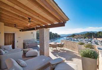 Penthouse mit Blick auf den Club Nautíco in Santa Ponsa
