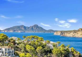 Penthouse der Extraklasse mit imposanter Aussicht auf das Meer in Port d'Andratx