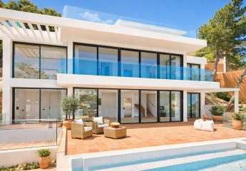 Leben am Meer: Designvilla in Port d’Andratx mit Infinity-Pool und Sunset-View.