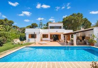 Ruhig gelegene Villa mit Pool und Erweiterungspotenzial als Top-Investment -  Santa Ponsa