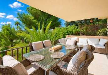 Lebensgefühl Port Andratx: stylische Erdgeschosswohnung mit sonniger Terrasse und Gemeinschaftspool