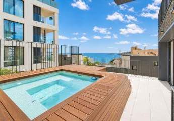 Mallorca fühlen, Luxus leben – moderne Meerblickwohnung mit eigenem Pool