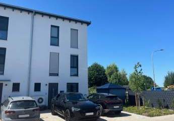 Modernes Reihenendhaus in ruhiger Lage