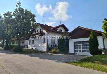 Familienhaus mit großzügigen Räumen in Alpennähe.