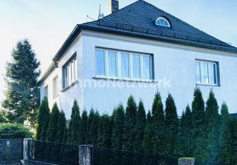 *Exklusive Stadtvilla in Münchberg – Ein Liebhaberobjekt mit Charme und Qualität*