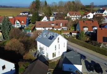 Exklusives Einfamilienhaus mit Luxusausstattung & separater 2-Zimmer-Dachgeschosswohnung