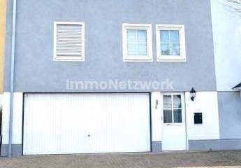 *Liebenswertes Reihenmittelhaus in Helmbrechts – Ihr neues Zuhause mit Weitblick*