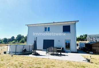 *Energieeffizienzhaus der Extraklasse – Einziehen statt bauen!*