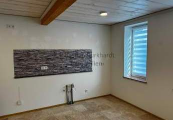 2-Raum Wohnung mit Balkon und Stellplatz!