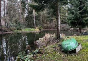 *** Exklusives Ferienhaus mit See