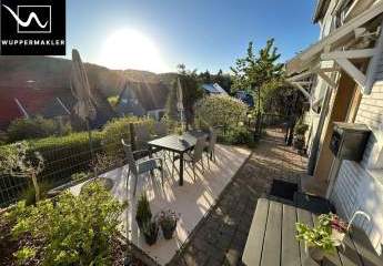 Wohnen mit Ausblick – Einfamilienhaus mit Einliegerwohnung und besonderem Charakter