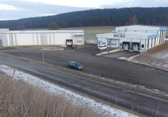 gepflegtes Industrie-Objektduo (Lagerhalle, Tiefkühlhaus) mit unbebautem Grundstück (7.900 m²)