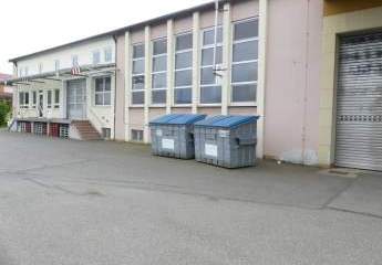 gepflegte Gewerbe-/Industrie-Objektfamilie (*Fabrik*, Büro, Lagerhalle, Kühlhaus, LKW-Garagen)