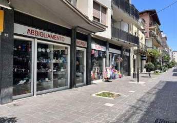 Vendesi Locale commerciale locato a Pescara centro