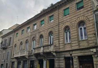Appartamento bilocale in Palazzo Storico - Pescara Centro, Via dei Bastioni